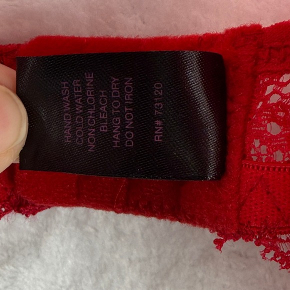 NWT Fredericks of Hollywood Red Lace Heart Ring Strappy Balconette Bra L/XL - Picture 5 of 7